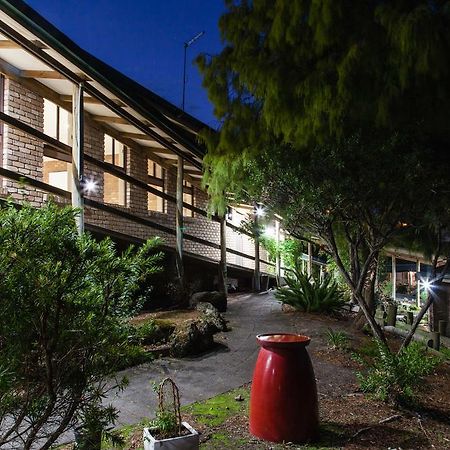 Farnham Court Motel And Restaurant Морвел Екстер'єр фото