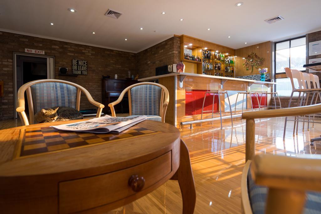 Farnham Court Motel And Restaurant Морвел Екстер'єр фото