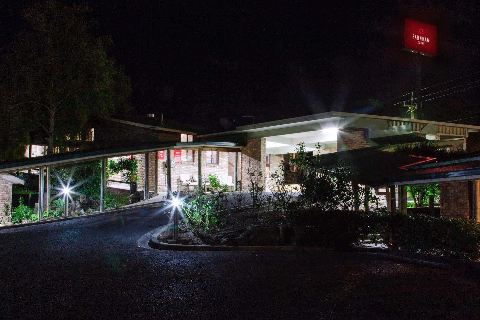 Farnham Court Motel And Restaurant Морвел Екстер'єр фото