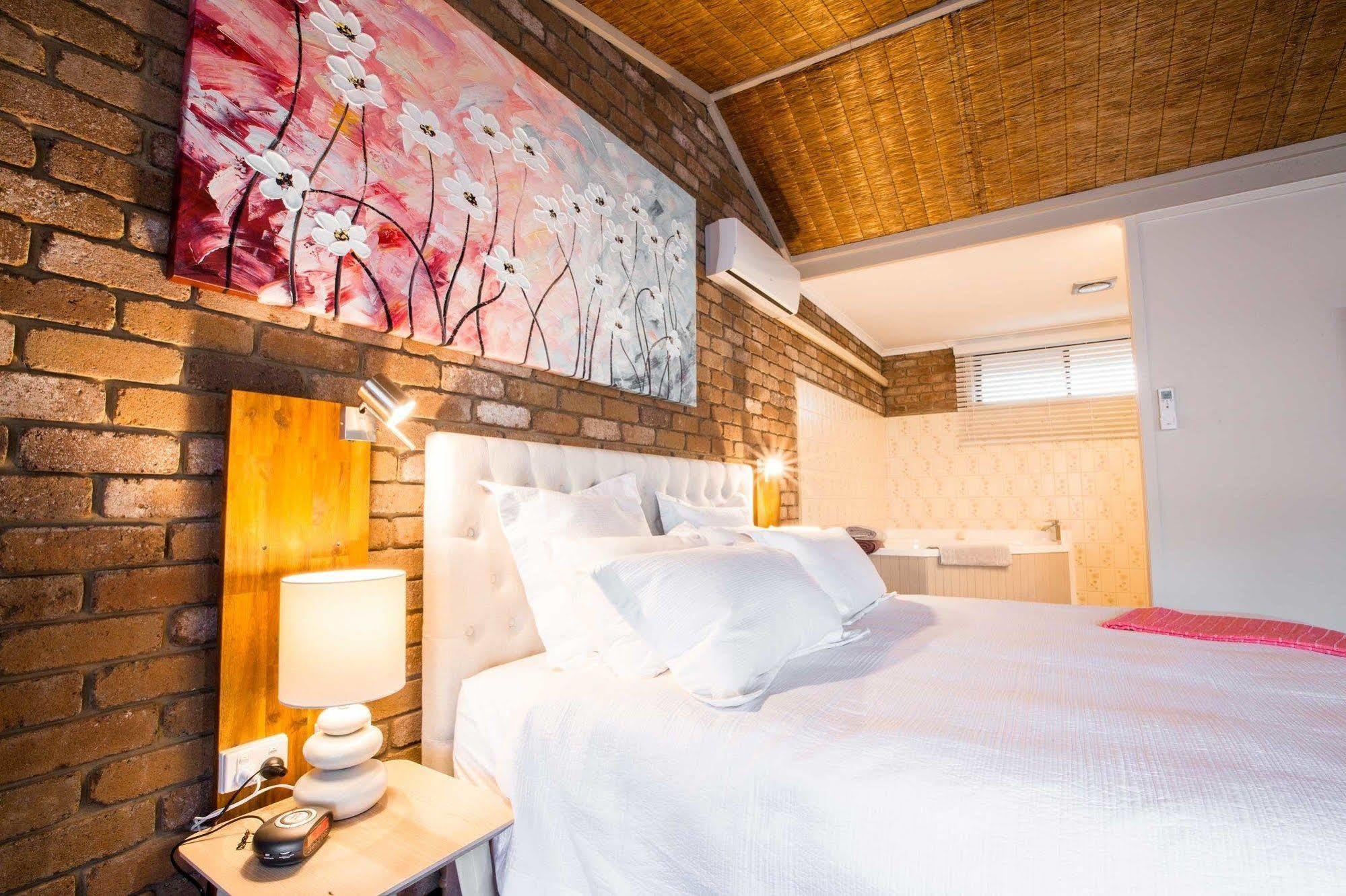 Farnham Court Motel And Restaurant Морвел Екстер'єр фото