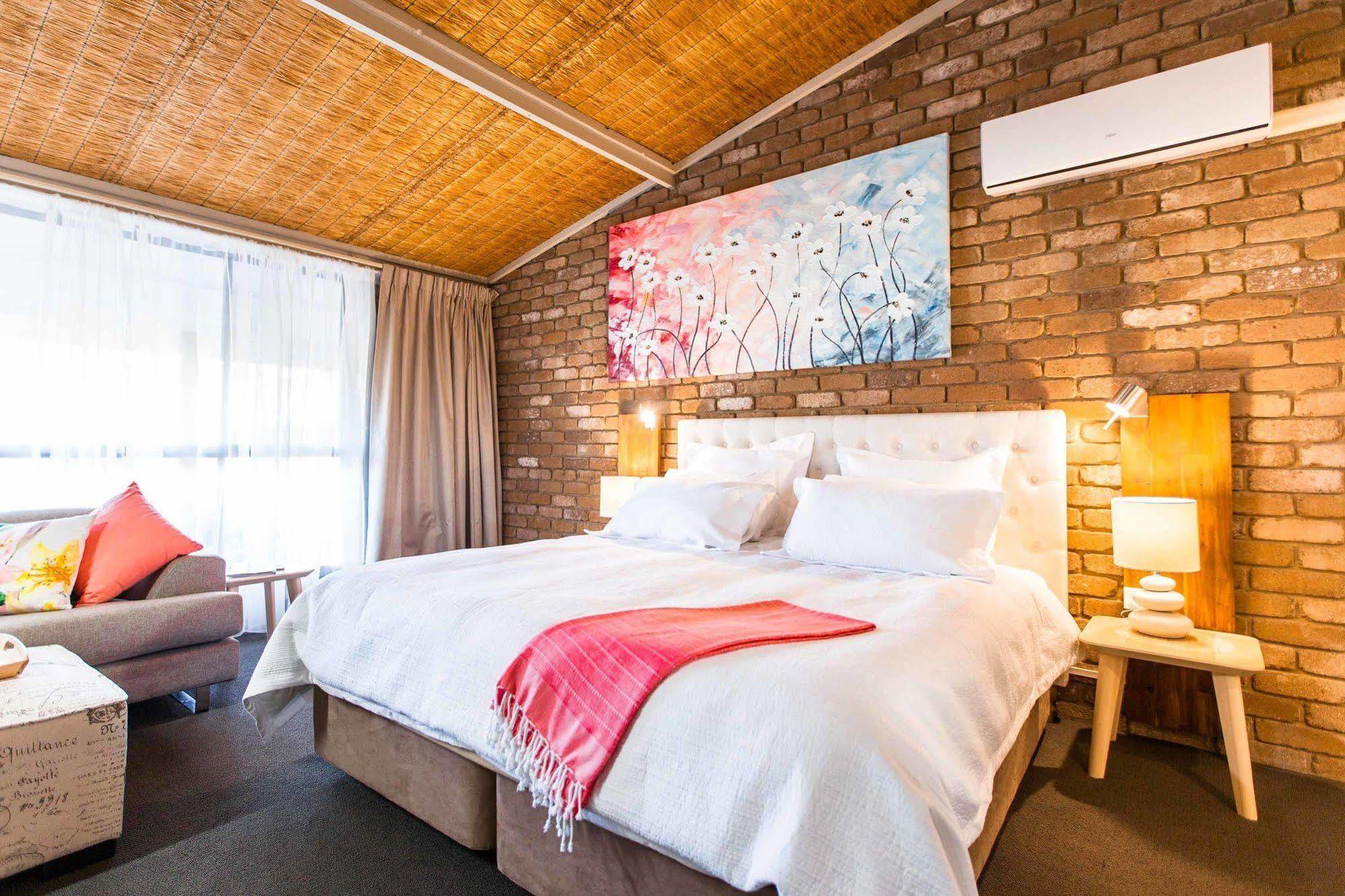 Farnham Court Motel And Restaurant Морвел Екстер'єр фото